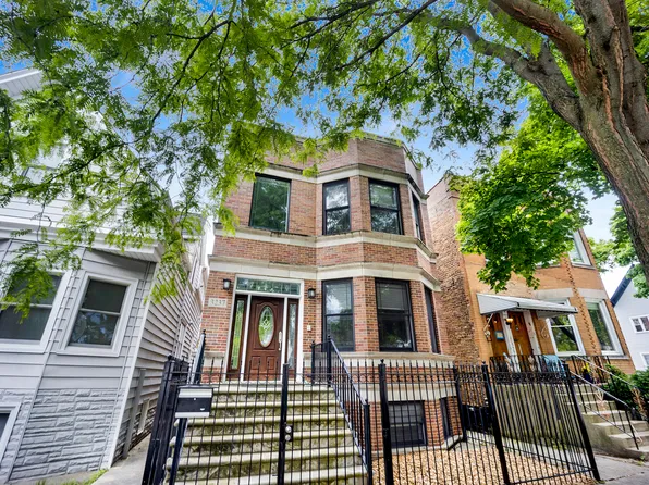 3237 N Leavitt St, Chicago, IL 60618