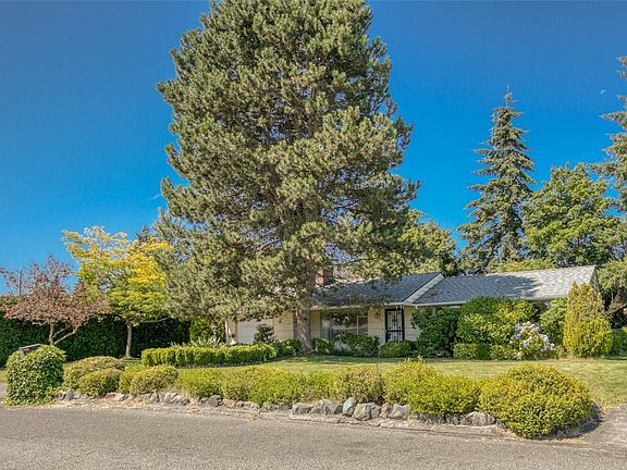 3rd image of 10704 Doten Drive SW
