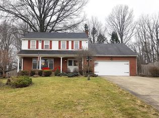 1450 Doncaster Dr, Youngstown, OH