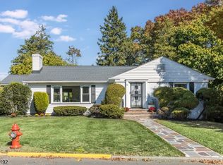 551 Seven Oaks Rd, Orange, NJ 07050
