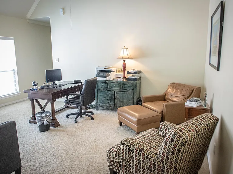 7604 Janak Dr — Photo 35