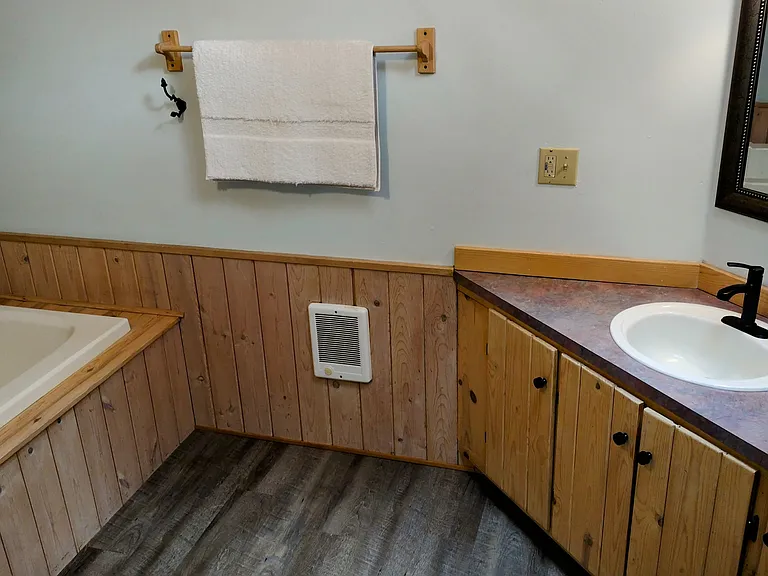7817 Mortland Dr — Photo 14