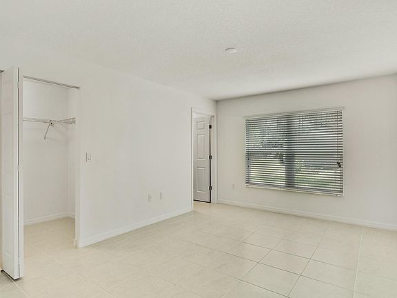 3rd image of 24 Farnum Ln #B