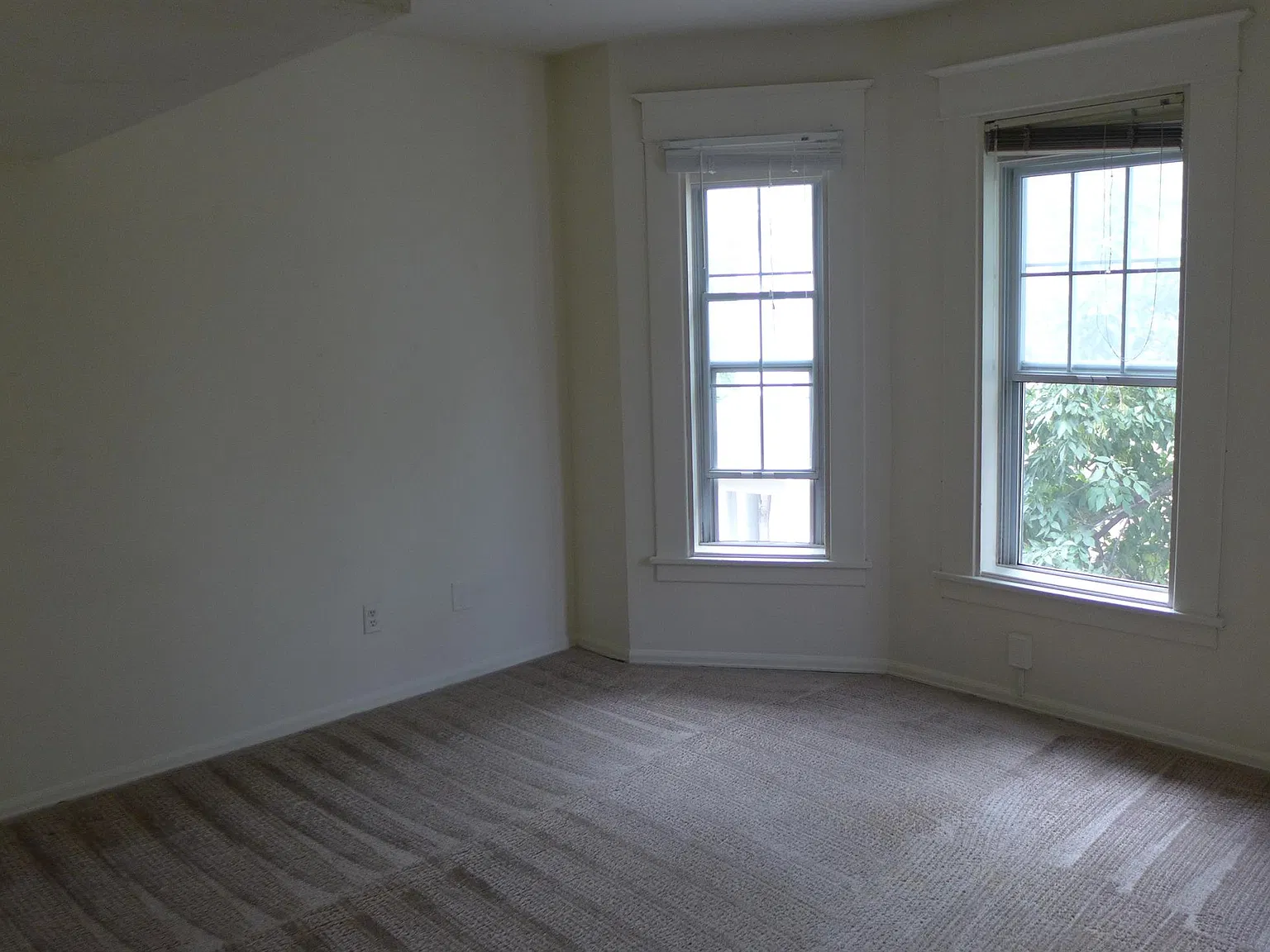 4 bed, 1450 sqft, $7,200 — Photo 2