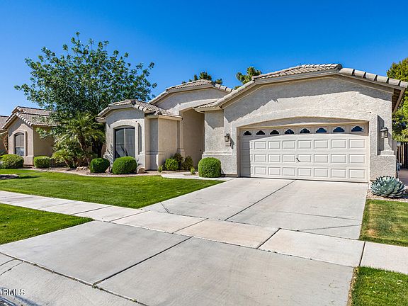 4th image of 1272 W LYNX Way