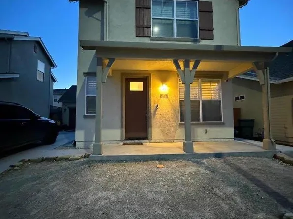 41 Evergreen Way, Greenfield, CA 93927