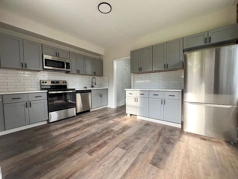 927 S Champion Ave