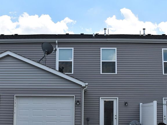 2nd image of 10414 Imperial Pl