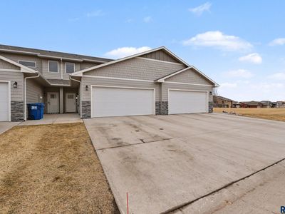 9062 W Ark Pl, Sioux Falls, SD, 57106
