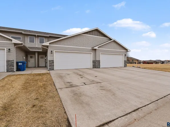 9062 W Ark Pl, Sioux Falls, SD 57106
