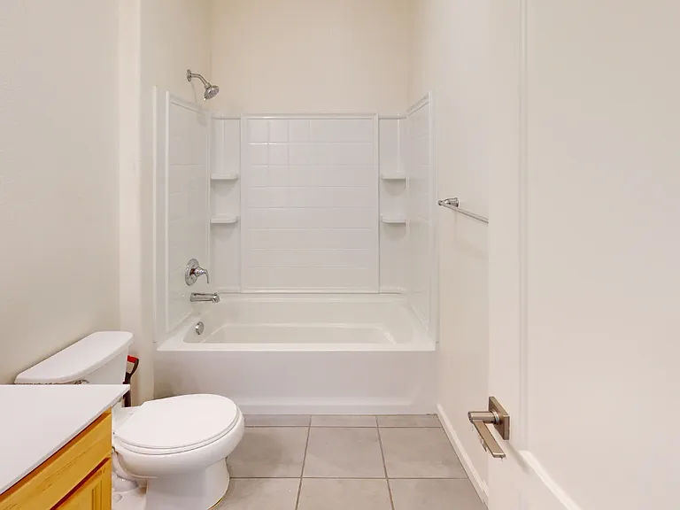 4151 Flint Ave — Photo 5