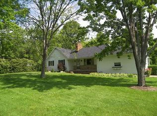 34955 Dixon Rd, Willoughby, OH 44094
