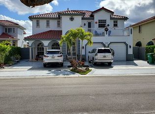 16520 SW 66th St, Miami, FL 33193