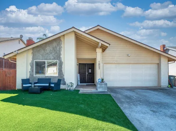 1857 Lavala Ln, El Cajon, CA 92021