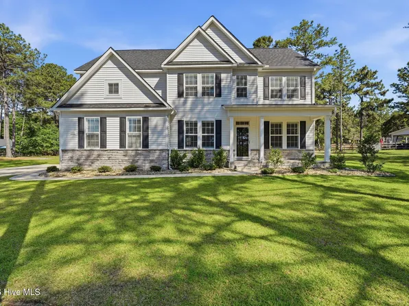 123 Winsford Circle, West End, NC 27376