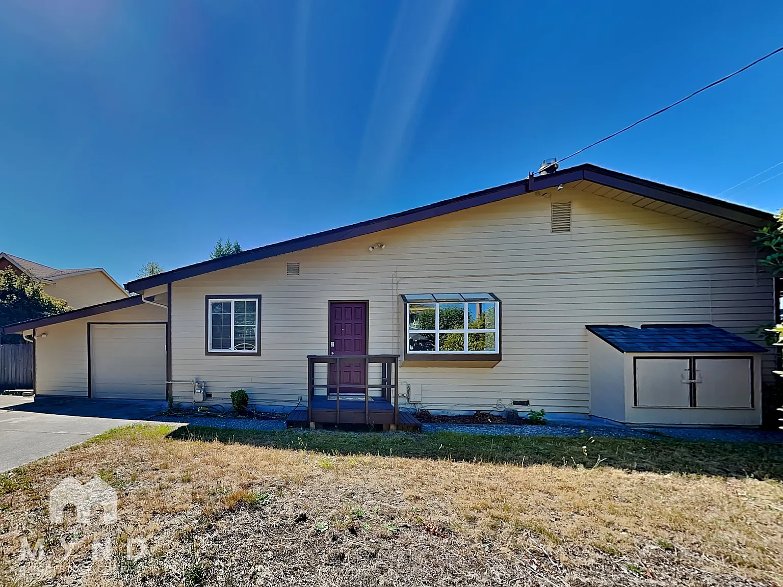 4 bed, 2.5 bath, 1900 sqft, $3,375 — Photo 2