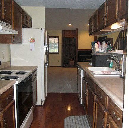 5th image of 1230 McFarland St APT 23