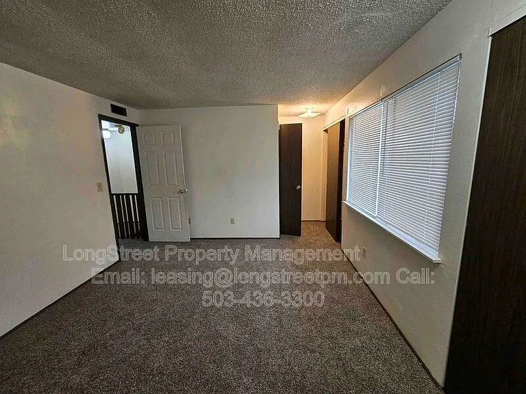 2145 NW Highland Dr #2 — Photo 17
