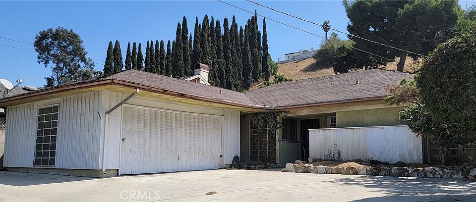 1st image of 980 Crest Vista Dr