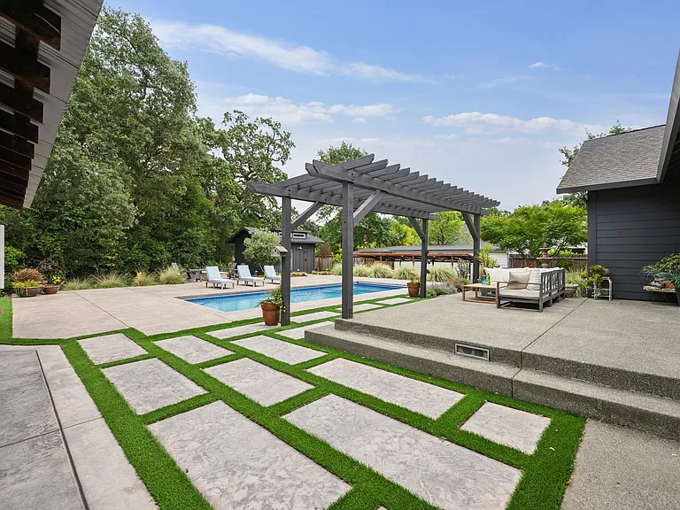 20550 Palmer Ave — Photo 44