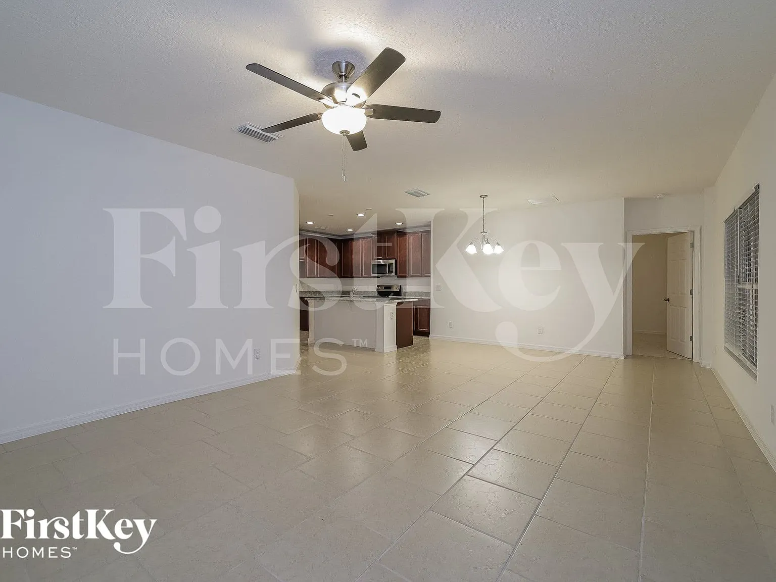 3 bed, 2.0 bath, 1570 sqft, $1,775 — Photo 4