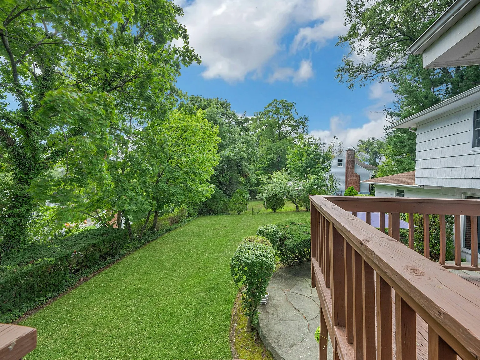3 bed, 2500 sqft, $6,250 — Photo 4
