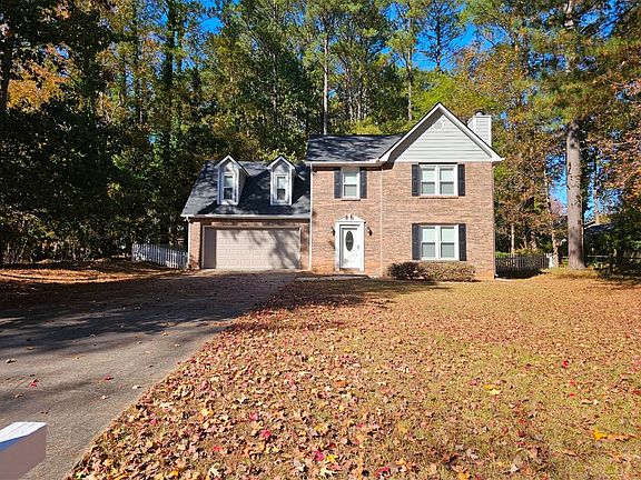 2nd image of 102 Sauterne Way