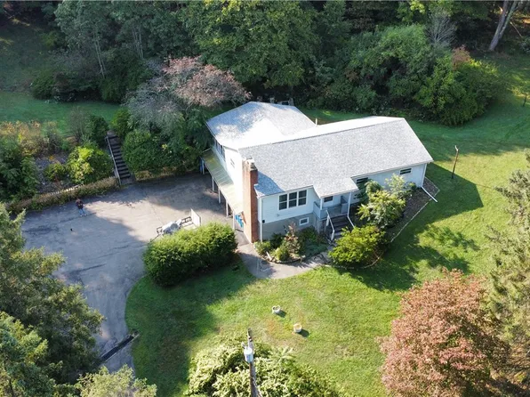1337 Church Rd, Ford City, PA 16226
