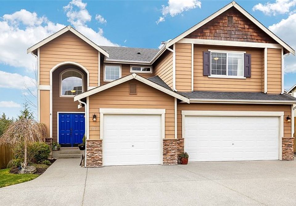 1st image of 8413 68th Pl NE
