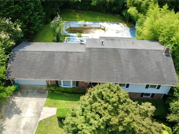 2437 Flair Knoll Dr NE, Atlanta, GA 30345