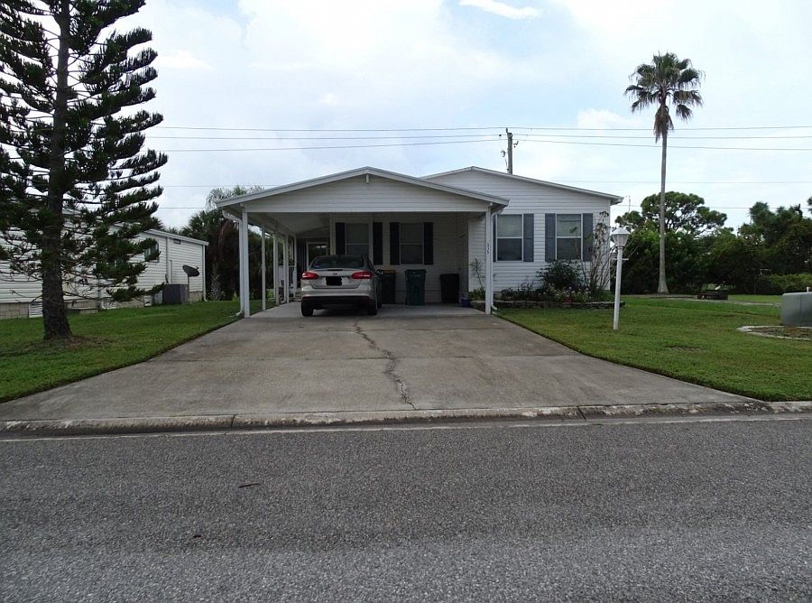 1st image of 515 Egret Cir