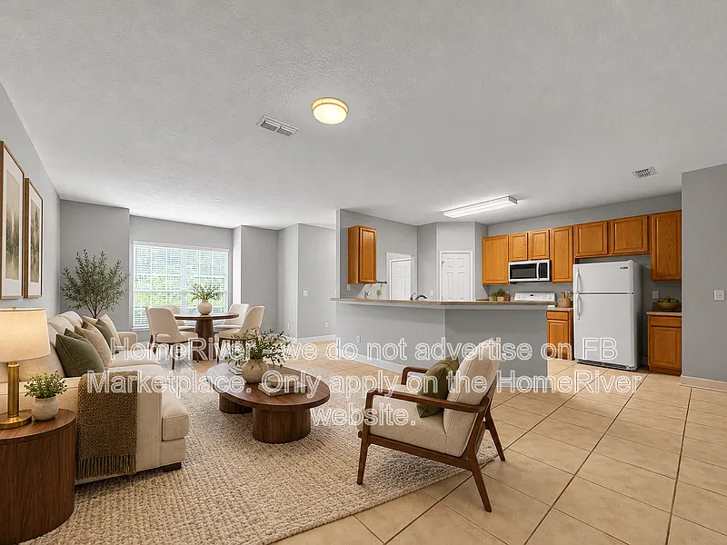 3 bed, 2.5 bath, 1949 sqft, $1,745 — Photo 2