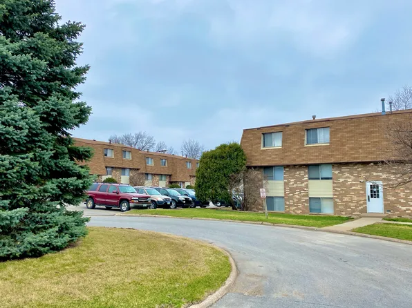 Carriage Hill Apartments