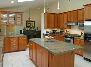 15 Billou St, San Rafael, CA 94901