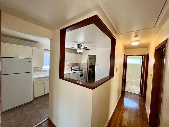 3rd image of 8641 Jewett Ave
