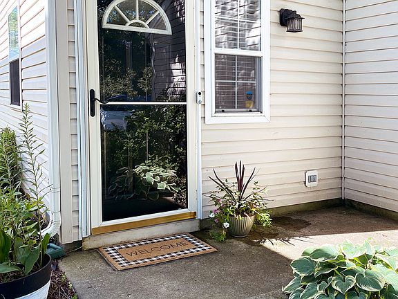 4th image of 11617 Glenn Abbey Ln