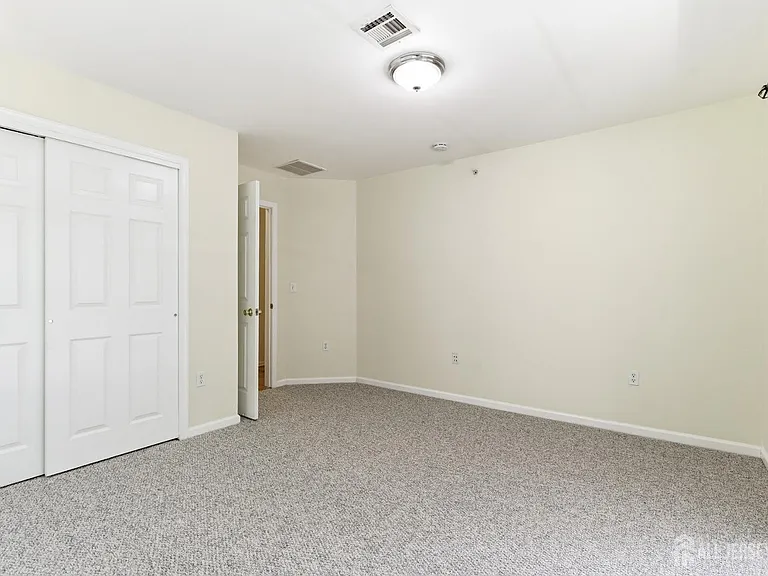 141 Forest Dr #141 — Photo 23