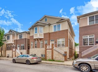 3640 S Canal St, Chicago, IL 60609