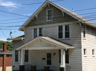 930 W Chestnut St #2, Washington, PA 15301