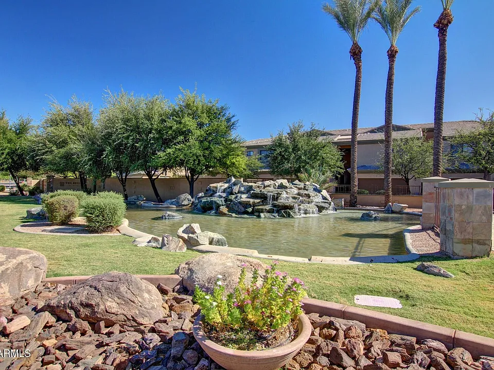 705 W Queen Creek Rd #1073