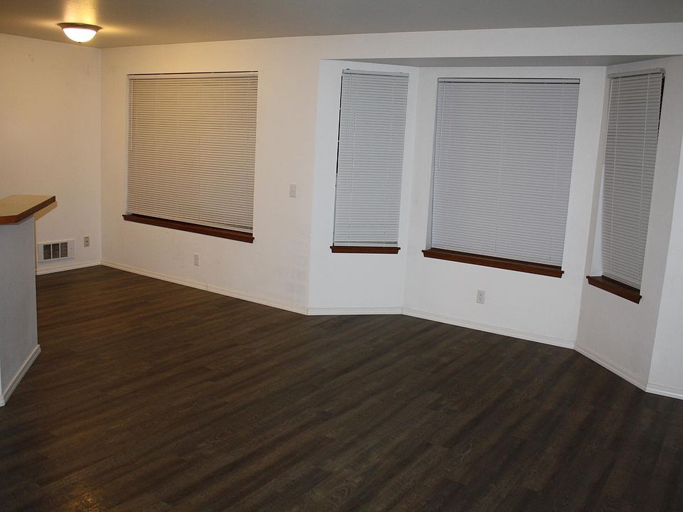 Living room looking into kitchen