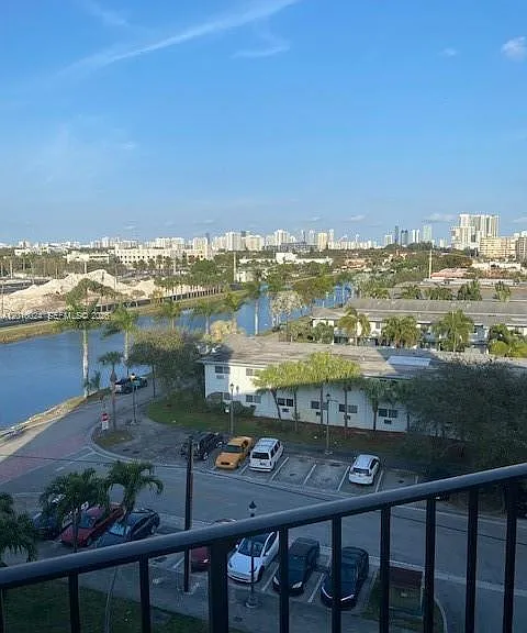 16450 Miami Dr #704 — Photo 1