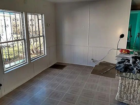 4th image of 254 Avenue B