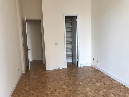 Rented by Century 21 New Golden Age Realty | media 14