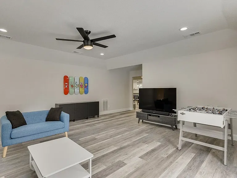 3921 Amy Ave — Photo 13