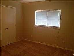 5th image of 3811 Cyril Dr