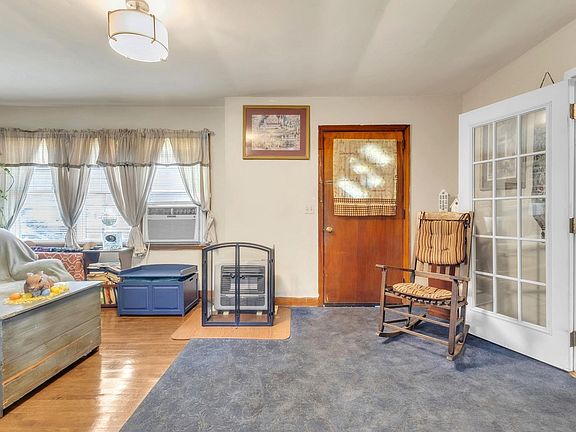 4th image of 158 Lee Carey Rd