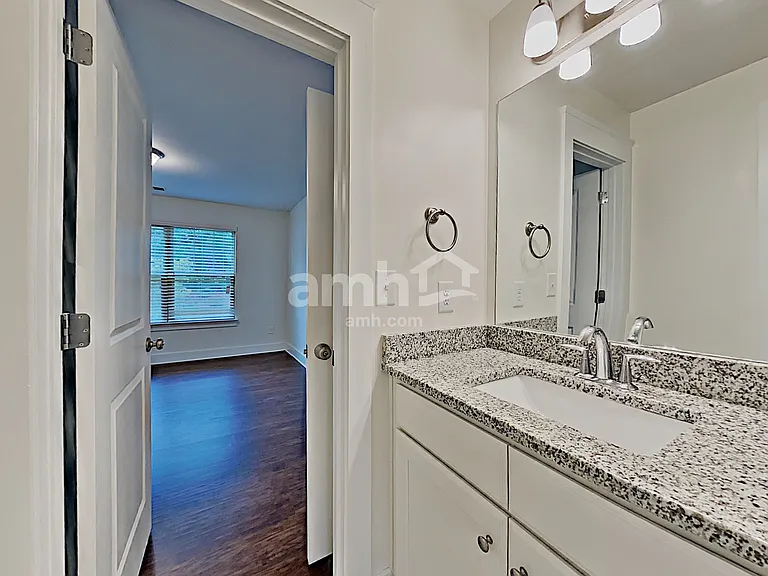 1084 Adams Haven Bnd — Photo 12