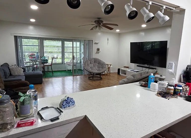 725 Lori Dr #204 — Photo 6