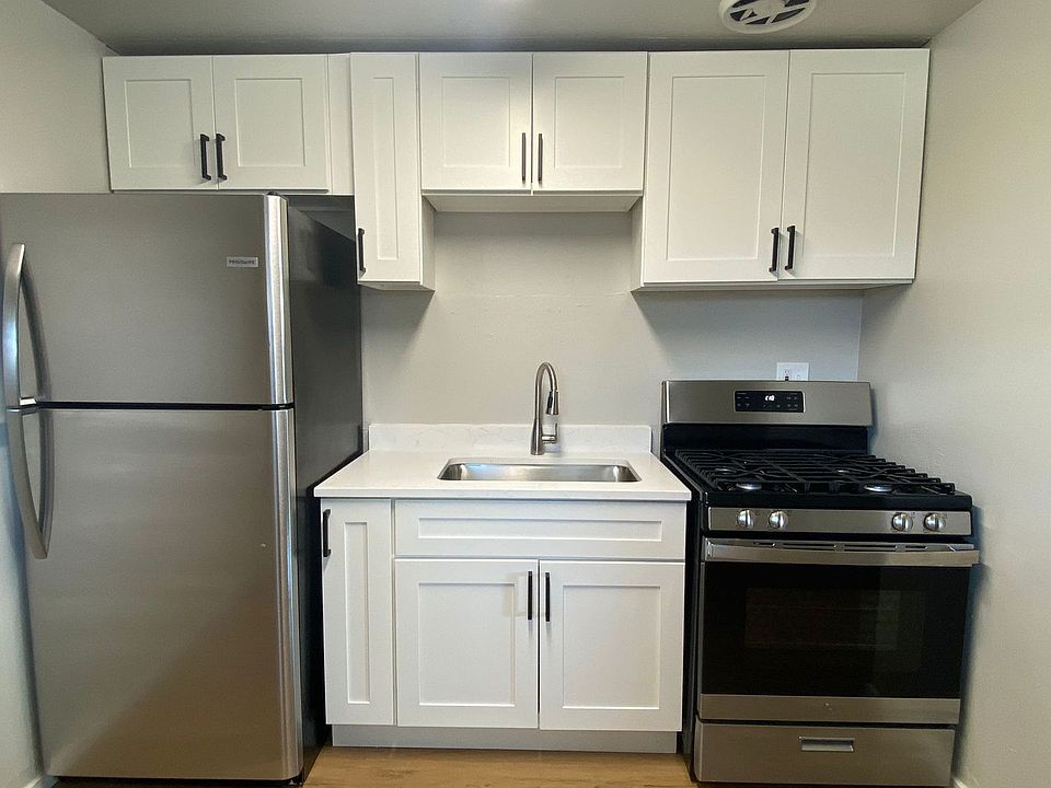 1st image of 4916 108th St SW #22